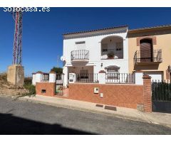 Chalet en Venta en Cortegana, Huelva