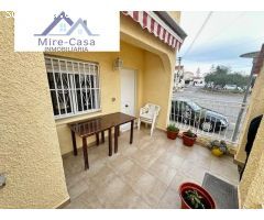 SE VENDE PAREADO ZONA EL OASIS