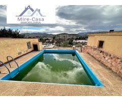 SE VENDE CHALET EN HONDON DE LAS NIEVES