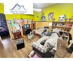 SE VENDE LOCAL COMERCIAL, DOS PUERTAS DE ENTRADA A DOS CALLES
