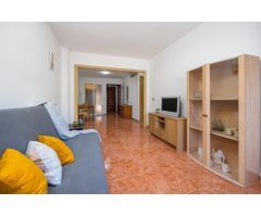 APARTAMENTO DE 2 DORMITORIOS CON PISCINA COMUNITARIA Y A 300M DE LA PLAYA