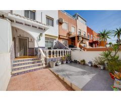 FANTASTICO DUPLEX DE 3 DORMITORIOS EN LA ZONA DE LA SIESTA, TORREVIEJA