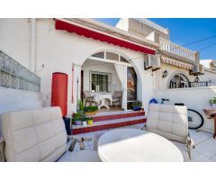 BONITA CASA ADOSADA DE 1 DORMITORIO EN EL CHAPARRAL, TORREVIEJA