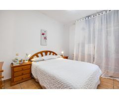BONITA CASA ADOSADA DE 1 DORMITORIO EN EL CHAPARRAL, TORREVIEJA