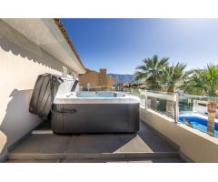 Chalet en Venta en Alfaz del Pí / LAlfàs Del Pi, Alicante