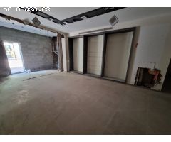 ¡Estupendo local comercial en plena calle Ancha!