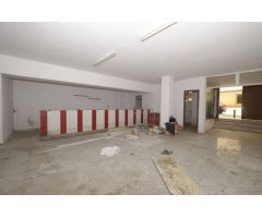 Local Comercial con acceso desde calle Muro y calle Jose Antonio