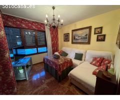 Amplio piso de 4 habitaciones en Avd Virgen del Carmen