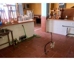 SE VENDE LOCAL ( BAR) EN EL CENTRO DE PEDROCHE