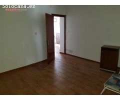 SE VENDE CASA PARA REFORMAR EN DOSTORRES