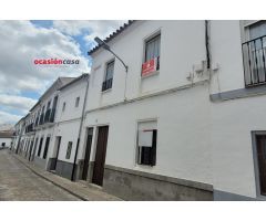 SE VENDE CASA PRÓXIMA AL MERCADO DE ABASTOS