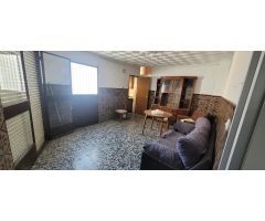 CASA Y  PISO EN VENTA