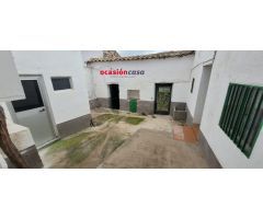 CASA CON TEJADO NUEVO EN PEDROCHE