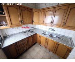 Se vende casa en esquina para reformar