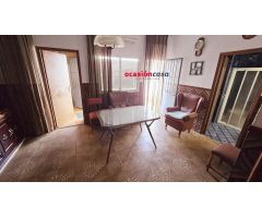CASA HACIENDO ESQUINA EN VENTA