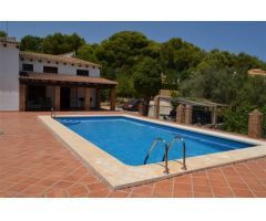 Espectacular villa en el Montgó - Las Rotas