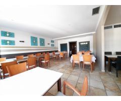 Restaurante a la venta en zona comercial de Las Marinas