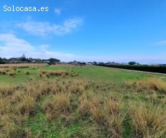 Villa de obra nueva cerca del casco urbano en parcela de 10.000m²