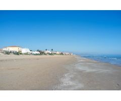 Solar en zona les marines a 50 metros de la playa
