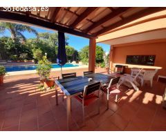 Chalet con apartamento independiente