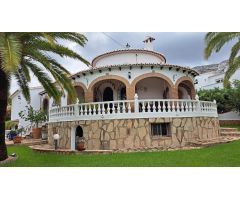 Chalet reformado en zona baja del Montgó