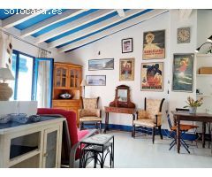Acogedora casa de pueblo a 50 metros del puerto de Dénia