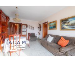 Piso de 4 habitaciones con vistas despejadas y sol