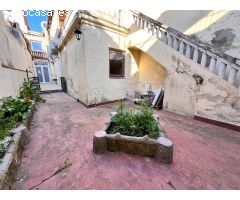 Local en la C/ Sant Joan, en una de las dos calles más comerciales de Calella