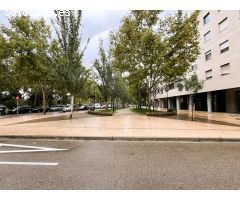 Plaza de garaje a la venta junto a Paseo Longares