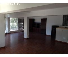 Local Comercial situado en Caldetes. IDEAL INVERSORES !