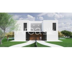Exclusivas viviendas de obra nueva en construcción con jardín y piscina privada