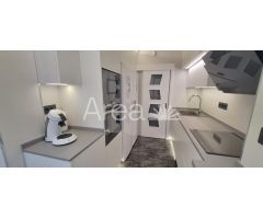 Agradable Piso  de 3 habitaciones reformado con amplio balcon terraza y parking