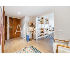 Exclusivo piso de auténtico diseño con vistas al mar