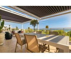 ATICO CON ASCENSOR  TERRAZAS Y VISTAS AL MAR EN VENTA EN SITGES ZONA SAN SEBASTIAN