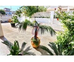 ¡Oportunidad de chalet en primera linea de playa en Guardamar del Segura!