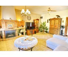 Precioso chalet en La Marina (Elche)  con 2.000 m. de parcela