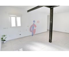 Espectacular bungalow en esquina en la urbanización El Moncayo, Guardamar del Segura