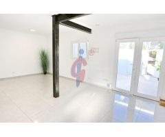 Espectacular bungalow en esquina en la urbanización El Moncayo, Guardamar del Segura