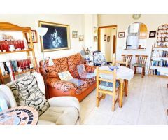 En venta apartamento de dos dormitorios con piscina en Guardamar del Segura