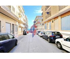 Local comercial en venta a escasos metros del paseo marítimo de Guardamar