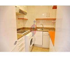 Bonito apartamento de 1 dormitorio con vistas al parque en Guardamar del Segura
