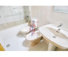Bonito apartamento de 1 dormitorio con vistas al parque en Guardamar del Segura