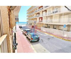 ¡Se vende amplia planta baja a escasos metros de la playa de Guardamar del Segura!