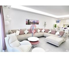 IMPRESIONANTE APARTAMENTO EN ZONA PUERTO CON TERRAZA DE 25M2