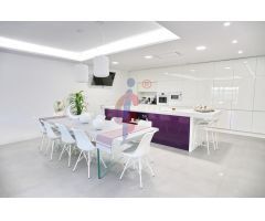 IMPRESIONANTE APARTAMENTO EN ZONA PUERTO CON TERRAZA DE 25M2