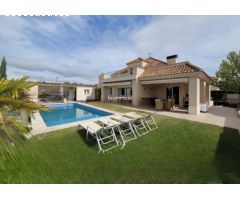 Chalet en Venta en Madrid de las Caderechas, Madrid