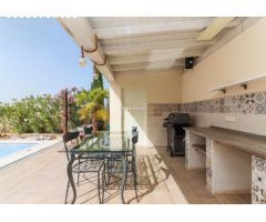 Chalet en Venta en Madrid de las Caderechas, Madrid