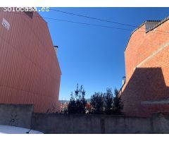 TERRENY EN VENDA AL CASC ANTIC