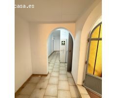 Local comercial en Venta en Empuriabrava, Girona