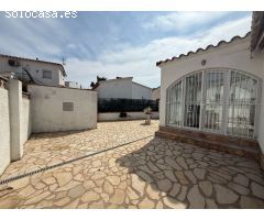 Chalet en Venta en Empuriabrava, Girona
